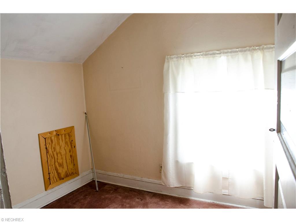 1929 E 29th St, Lorain, OH 44055 photo 13
