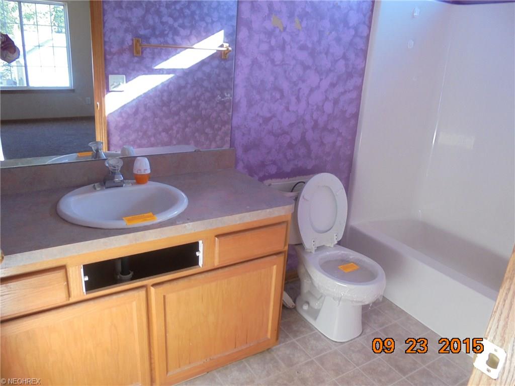 1269 Bell Ct, Elyria, OH 44035 photo 7