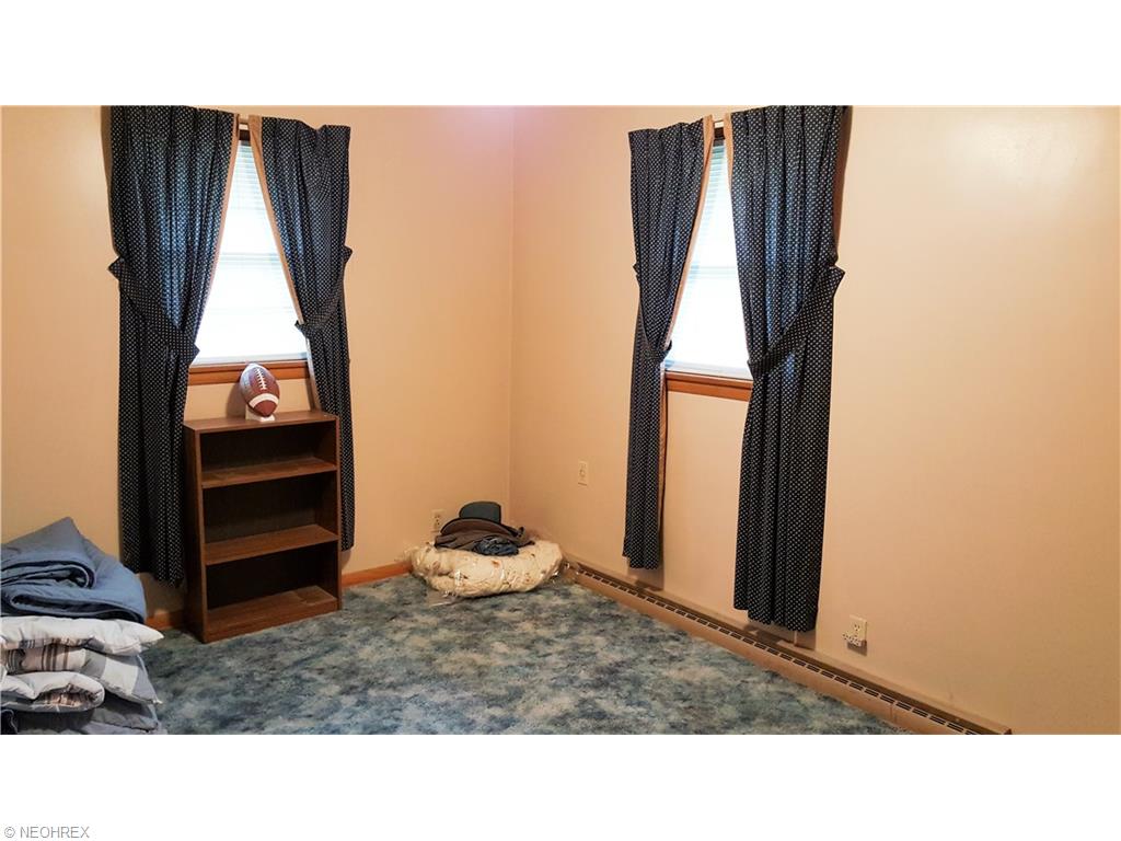 929 5th St, Struthers, OH 44471 photo 10