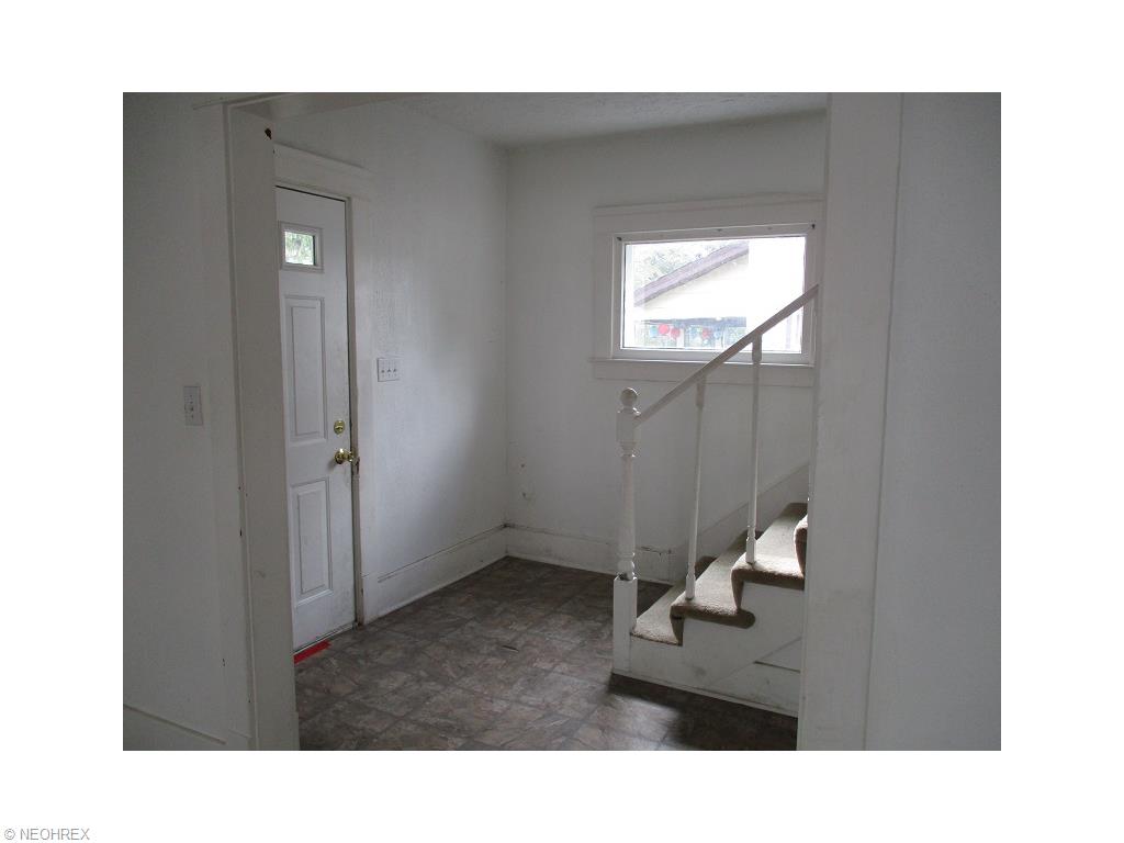 1779 E 33rd, Lorain, OH 44055 photo 3