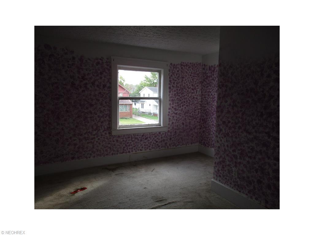 1779 E 33rd, Lorain, OH 44055 photo 9