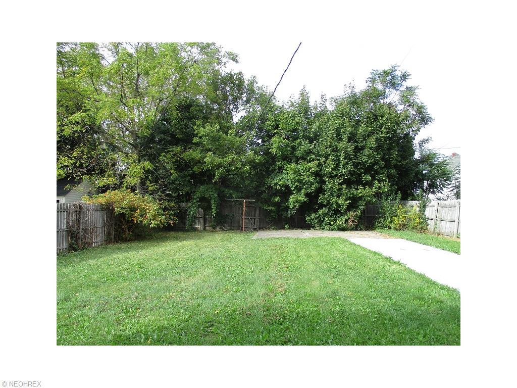 1779 E 33rd, Lorain, OH 44055 photo 2