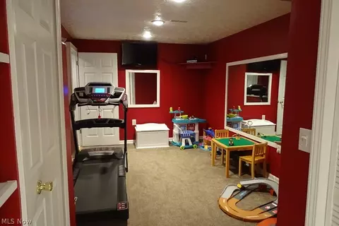 7530 Semra Cir, Parma, OH 44130 photo 22