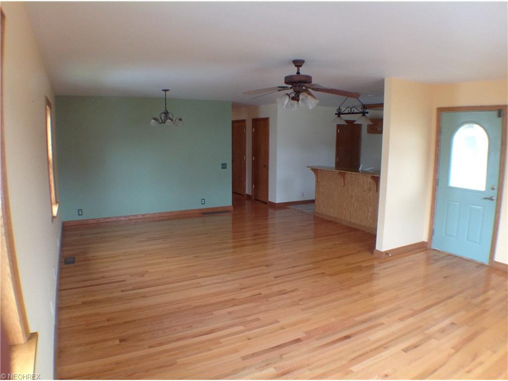 214 W Main St, Junction City, OH 43748 photo 10