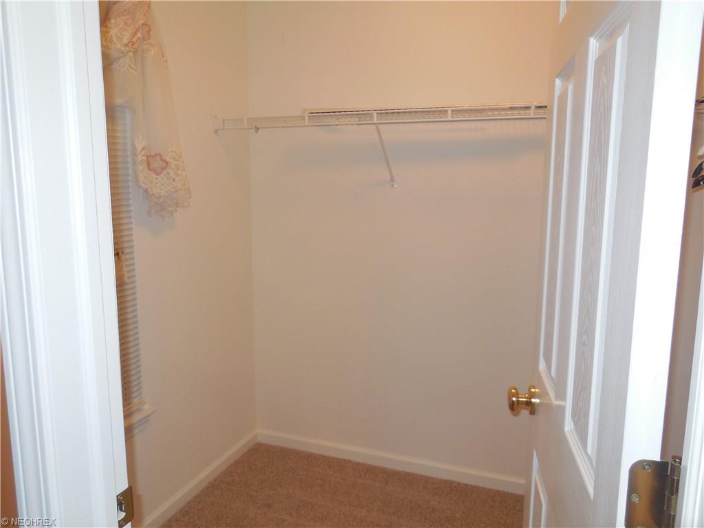 3645 Firethorn Dr, Aurora, OH 44202 photo 13