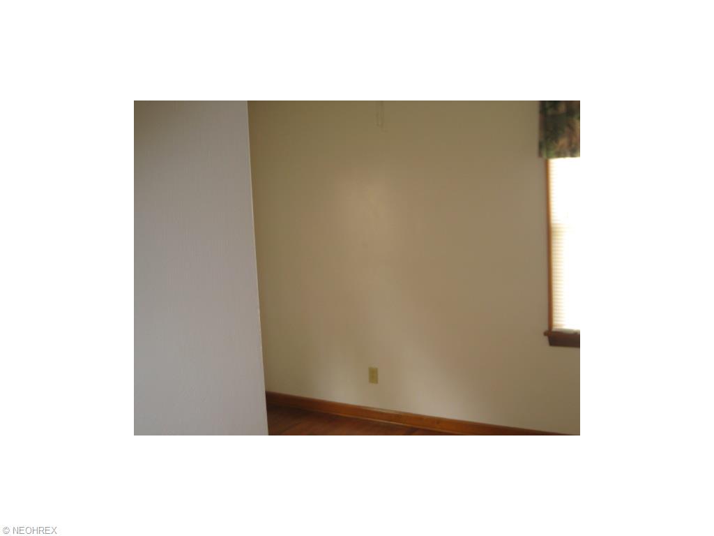 196 Maple Dr, Boardman, OH 44512 photo 10