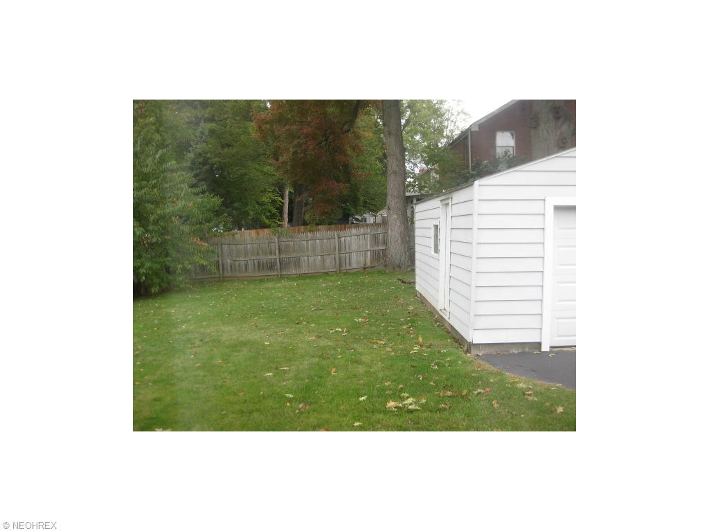 196 Maple Dr, Boardman, OH 44512 photo 17