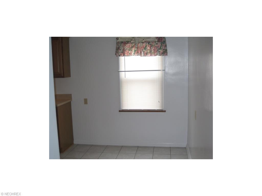 196 Maple Dr, Boardman, OH 44512 photo 11