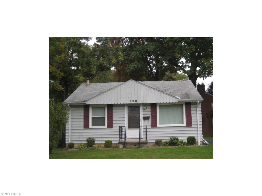 196 Maple Dr, Boardman, OH 44512 photo 1