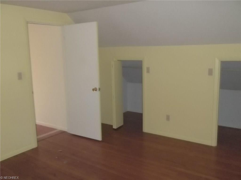 862 E 212 St, Euclid, OH 44119 photo 15