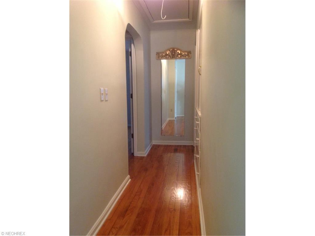 200 Fullerton Rd, Elyria, OH 44035 photo 12