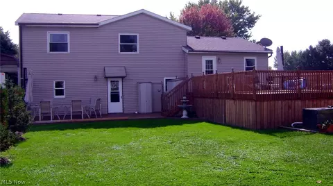 9905 Bright Dr, Windham, OH 44288 photo 2