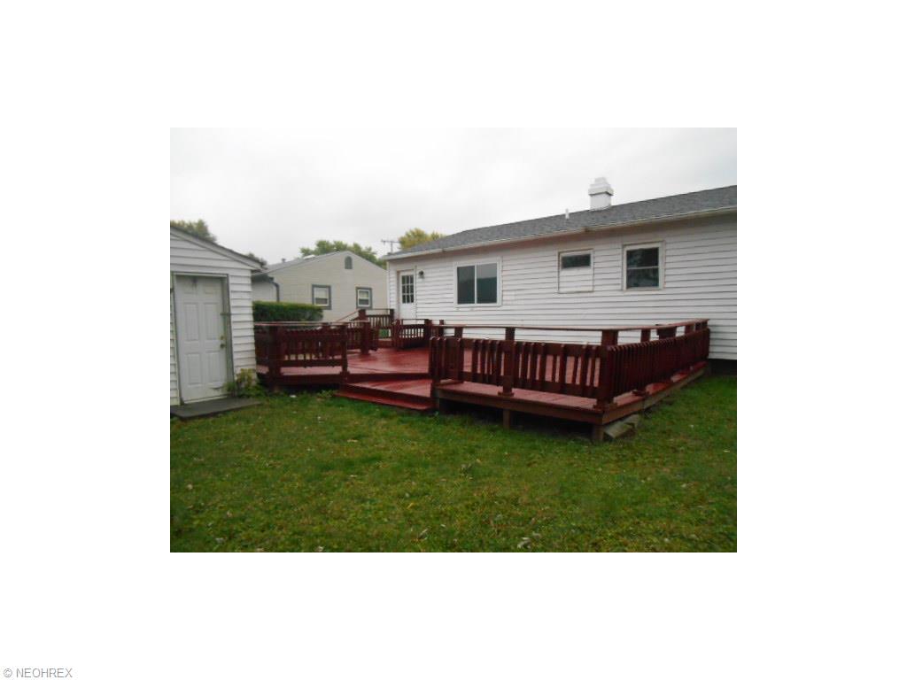 2139 G St, Lorain, OH 44052 photo 3