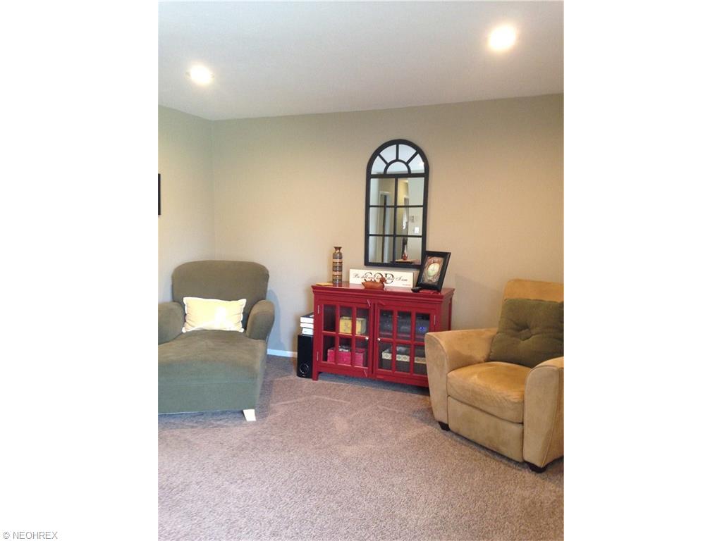 4111 Stary Dr, Parma, OH 44134 photo 6
