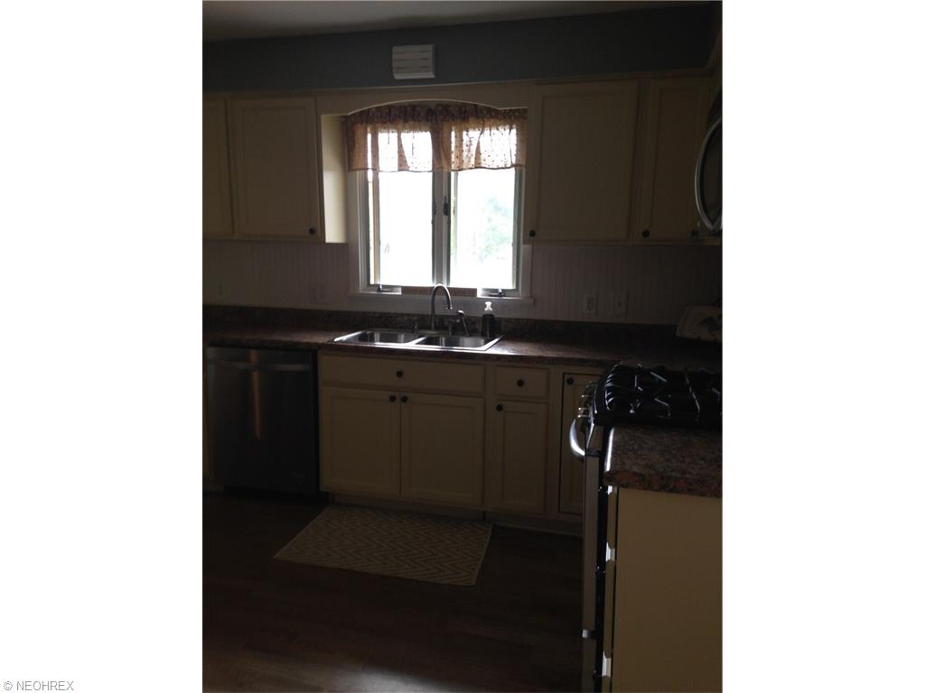 4111 Stary Dr, Parma, OH 44134 photo 16