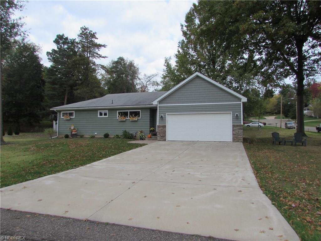1225 E 2nd St, Dover, OH 44622 photo 2