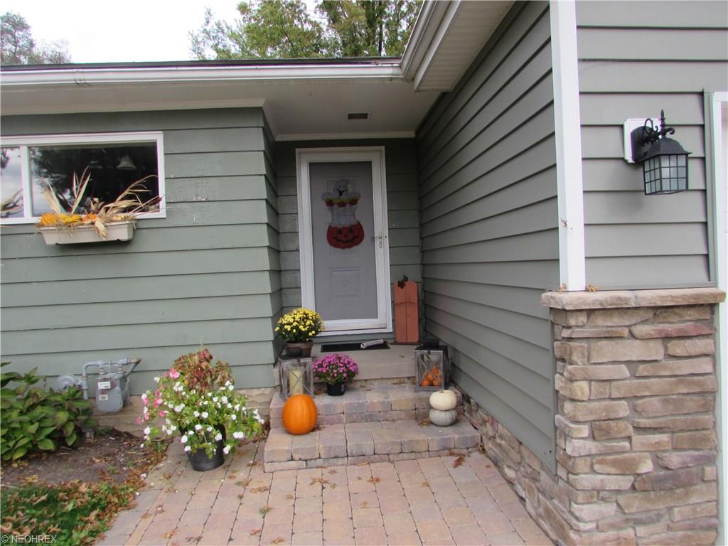 1225 E 2nd St, Dover, OH 44622 photo 4