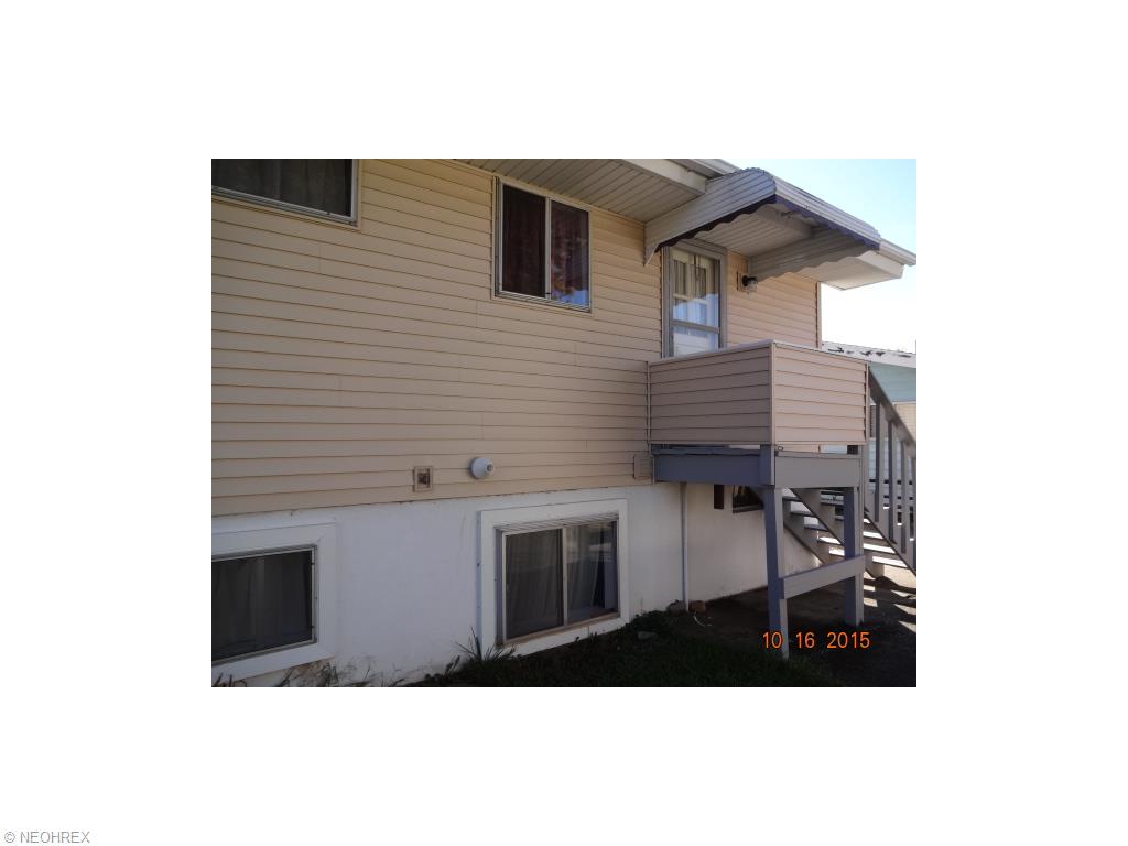 710 Beechview Dr, Akron, OH 44305 photo 4