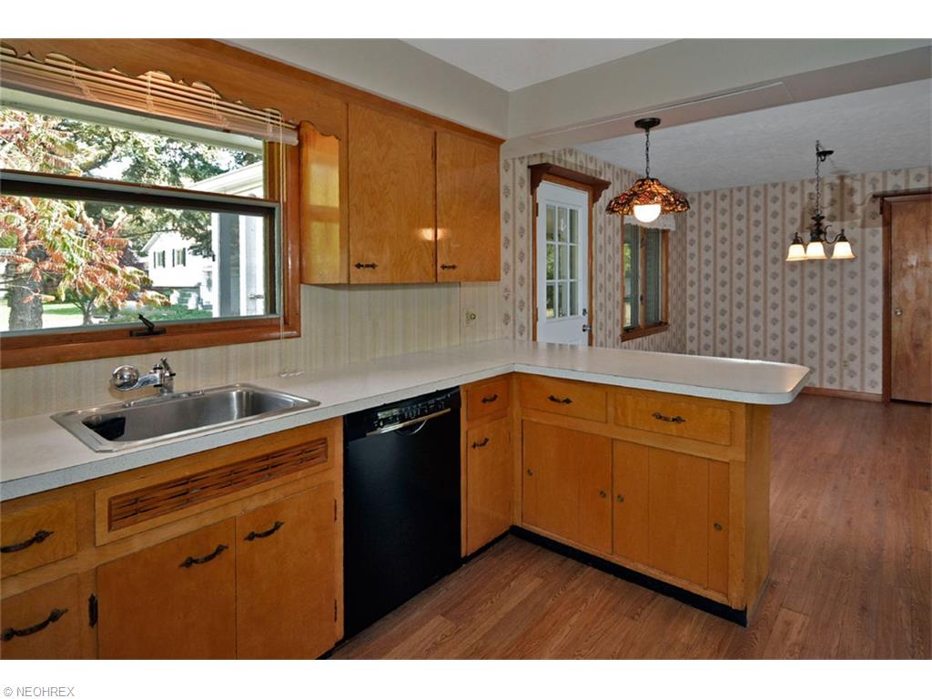 3601 Kolbe Rd, Lorain, OH 44053 photo 7