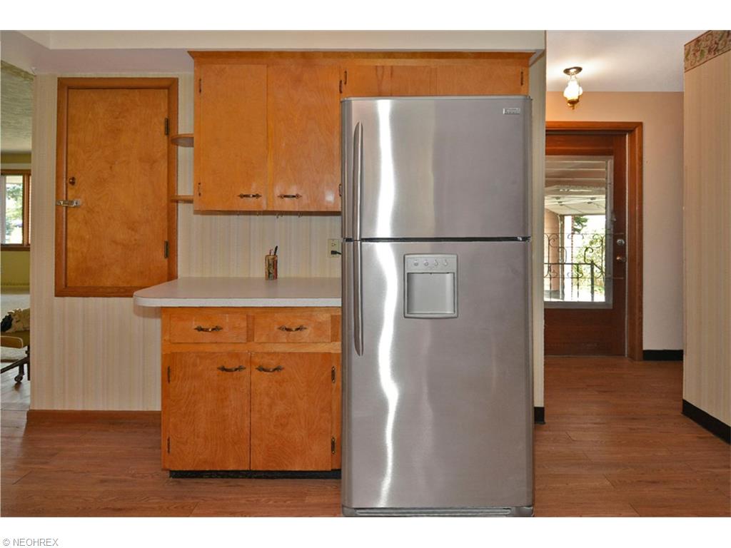 3601 Kolbe Rd, Lorain, OH 44053 photo 8