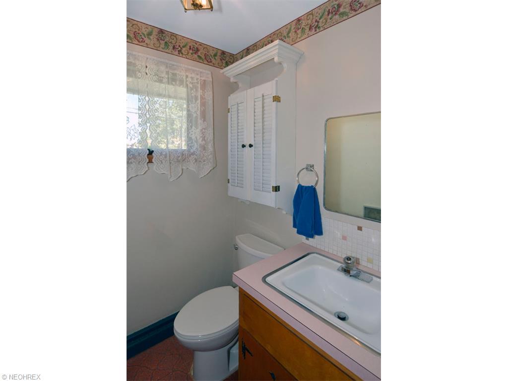 3601 Kolbe Rd, Lorain, OH 44053 photo 11