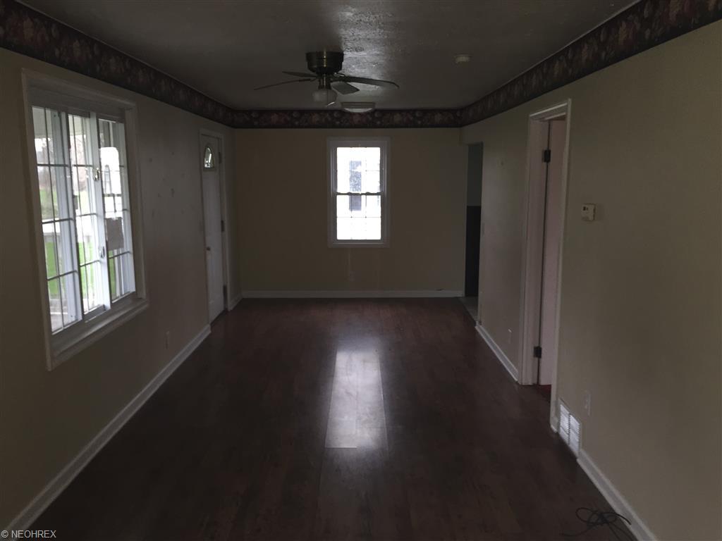 51 E Schultz St, Dalton, OH 44618 photo 11