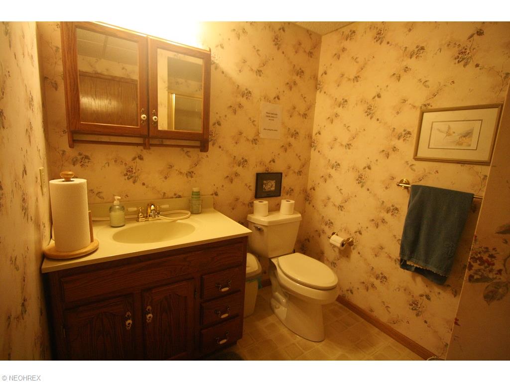 8500 Eagle Rd, Willoughby, OH 44094 photo 18