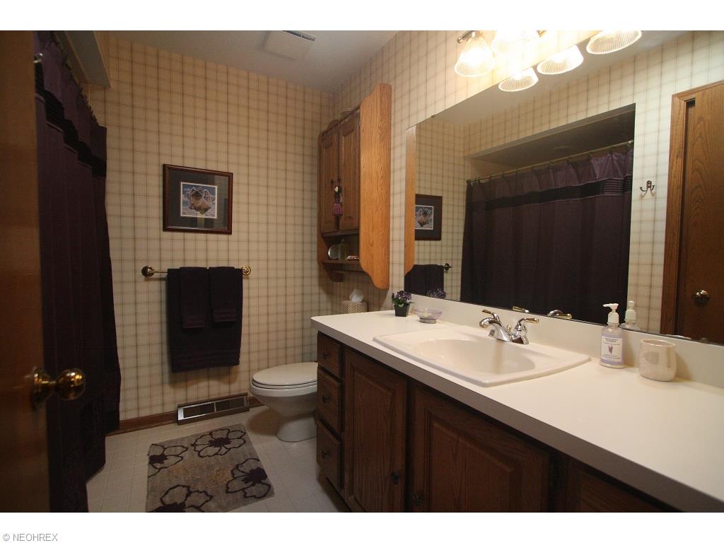 8500 Eagle Rd, Willoughby, OH 44094 photo 13