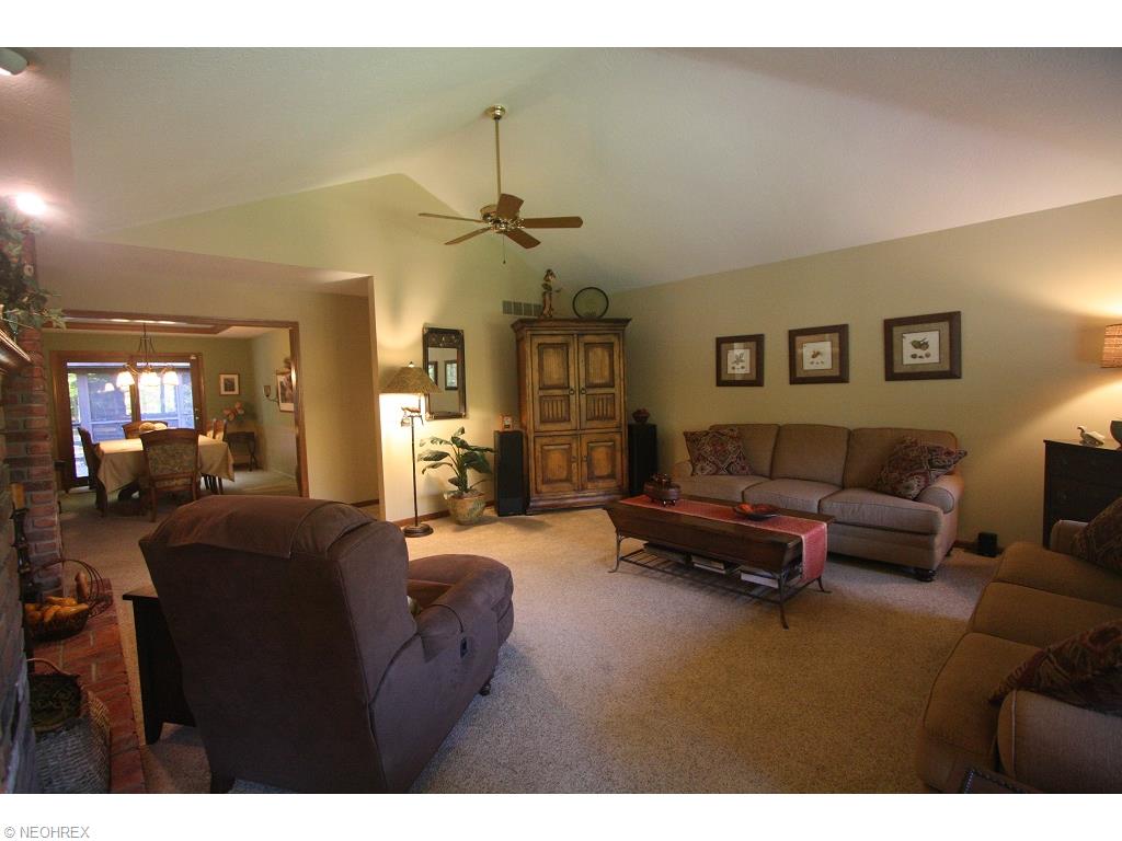8500 Eagle Rd, Willoughby, OH 44094 photo 5