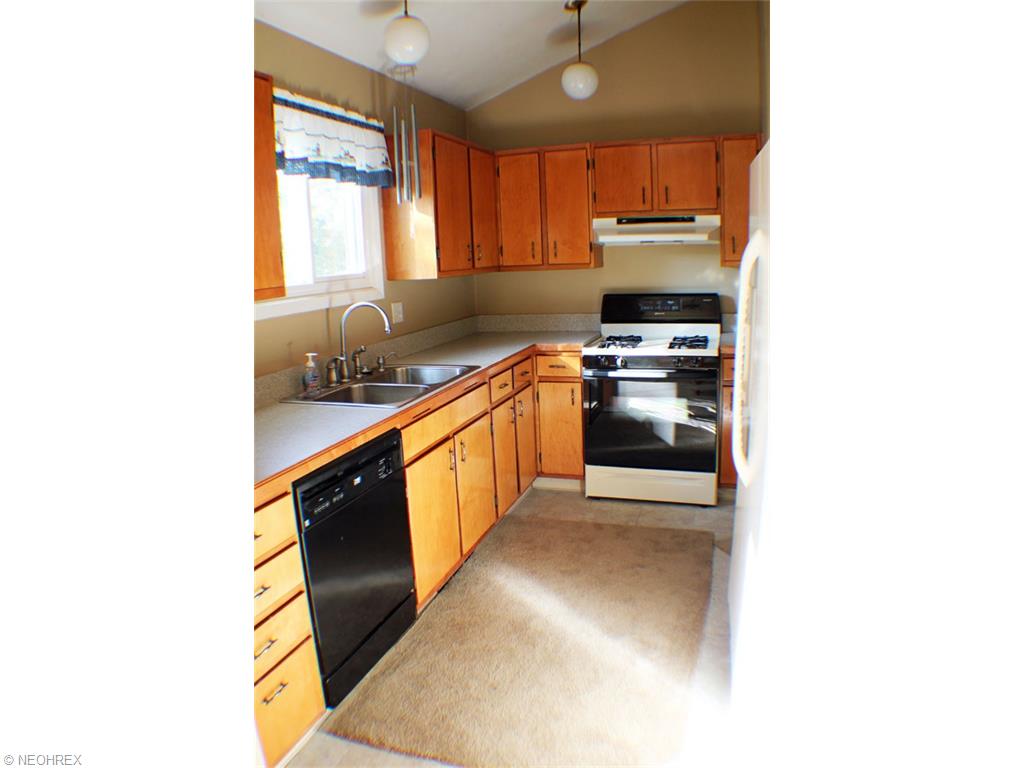 4189 Siefer Dr, Rootstown, OH 44272 photo 11