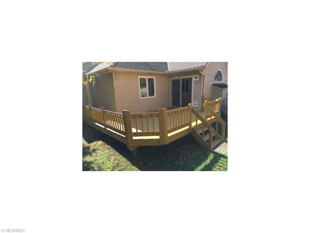 7700 Lime Ln, Parma, OH 44129 photo 16