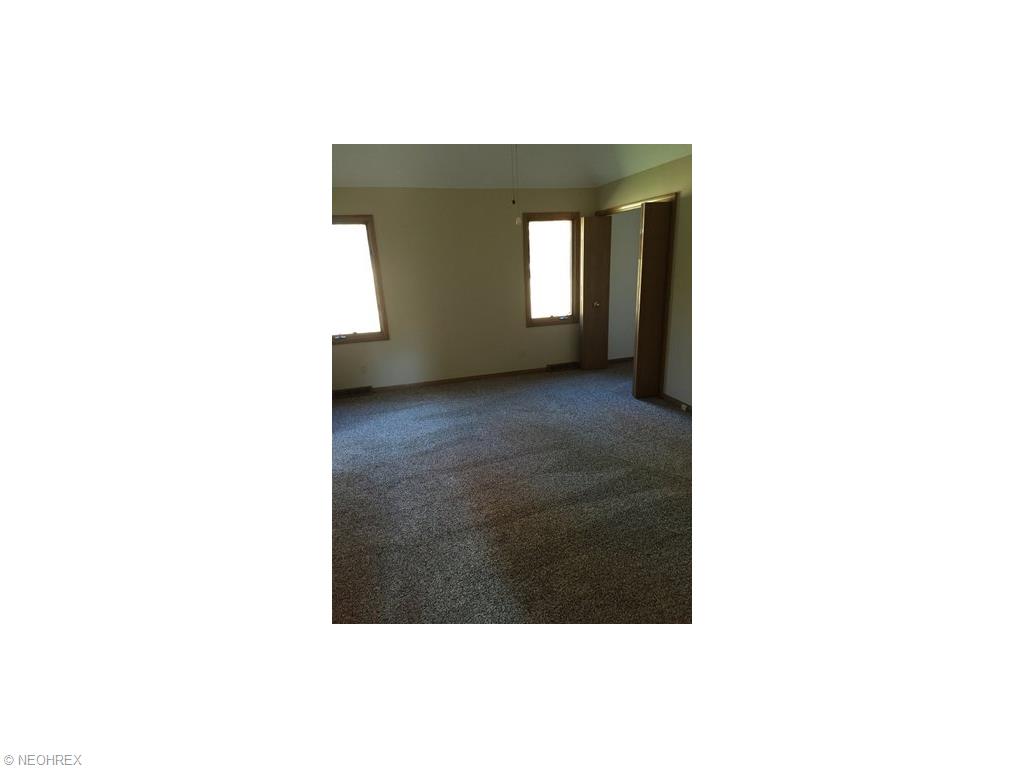 7700 Lime Ln, Parma, OH 44129 photo 11