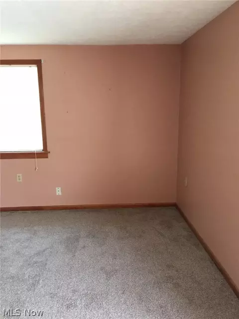 1704 W 14th St, Ashtabula, OH 44004 photo 3