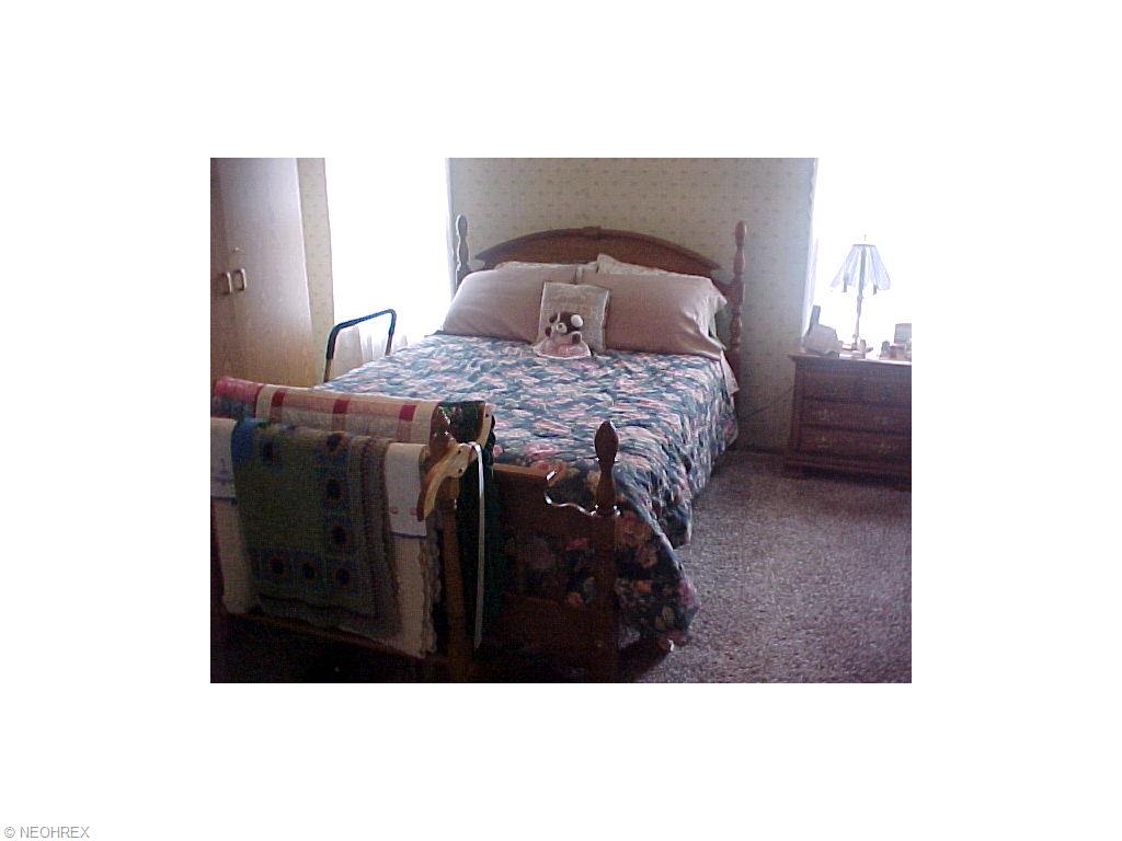 9060 W Ridge Rd, Elyria, OH 44035 photo 16