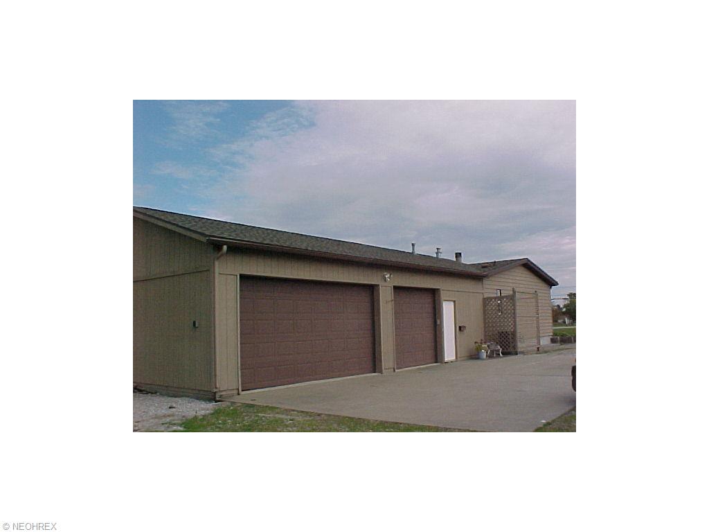9060 W Ridge Rd, Elyria, OH 44035 photo 3