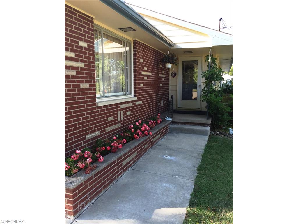 3953 Vaughn Ave, Rootstown, OH 44272 photo 4