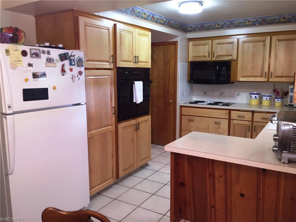 3953 Vaughn Ave, Rootstown, OH 44272 photo 7
