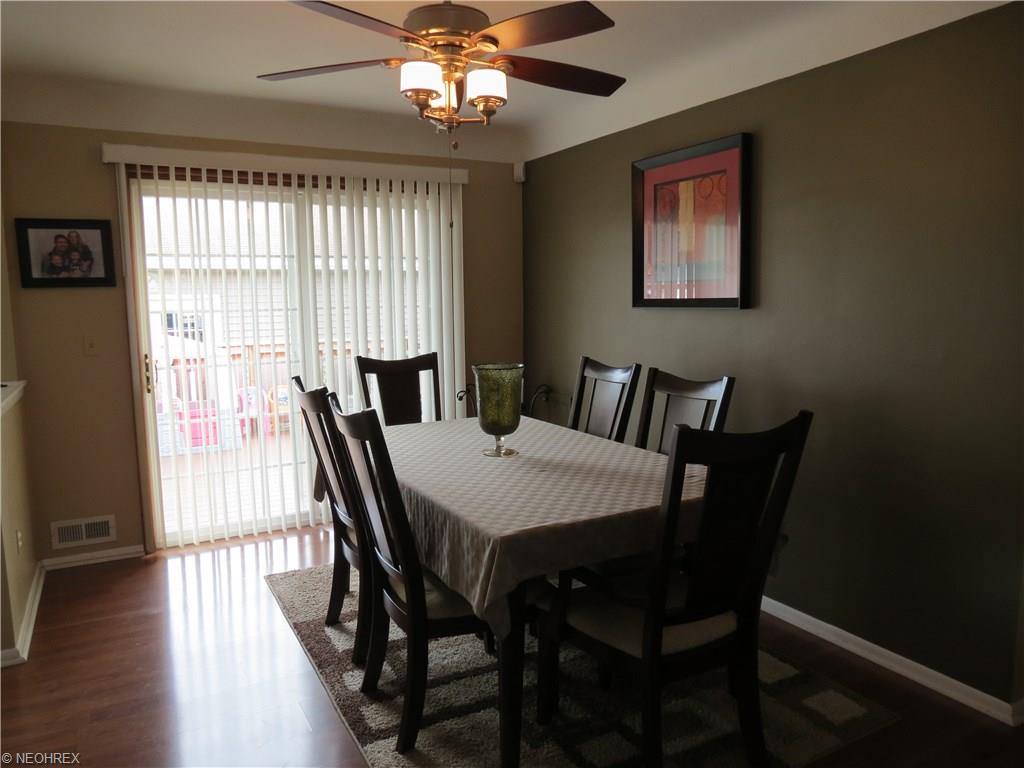 3121 Augustine Dr, Parma, OH 44134 photo 10