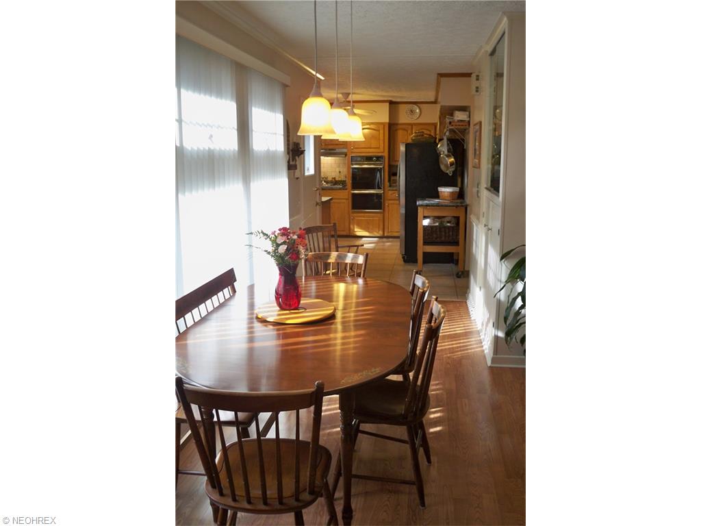 1840 Walnut Blvd, Ashtabula, OH 44004 photo 6