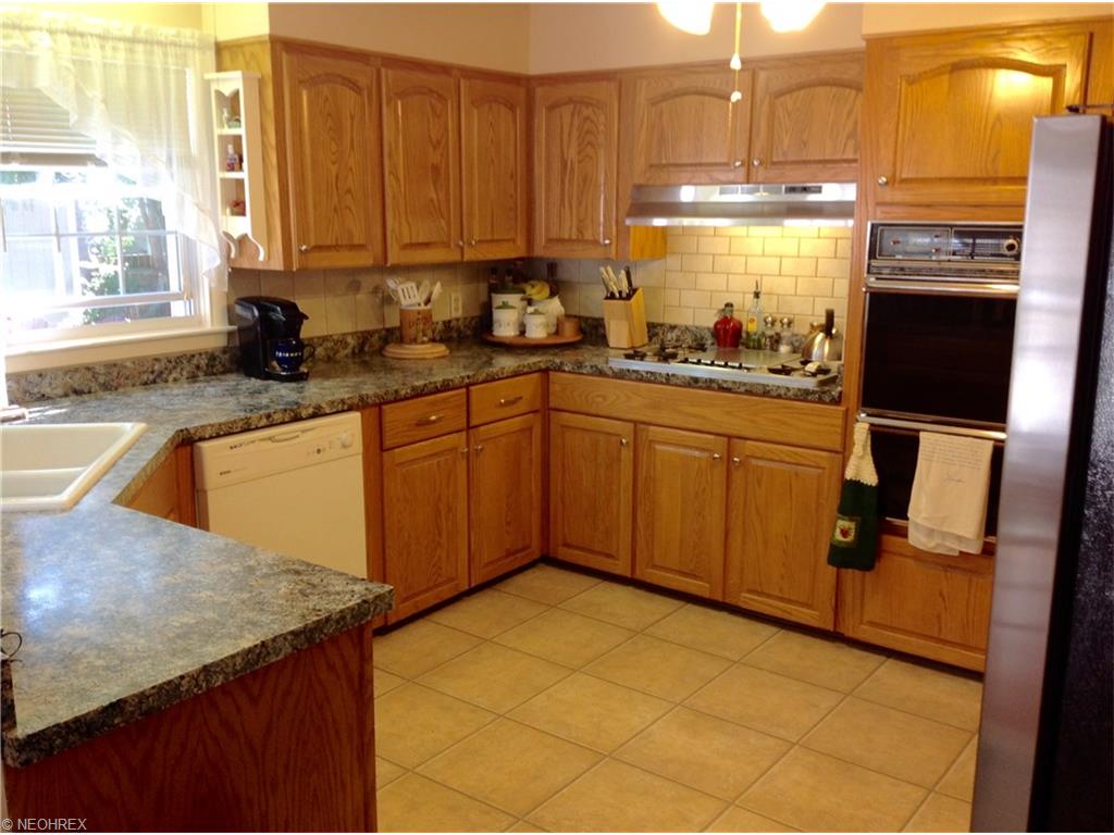 1840 Walnut Blvd, Ashtabula, OH 44004 photo 5