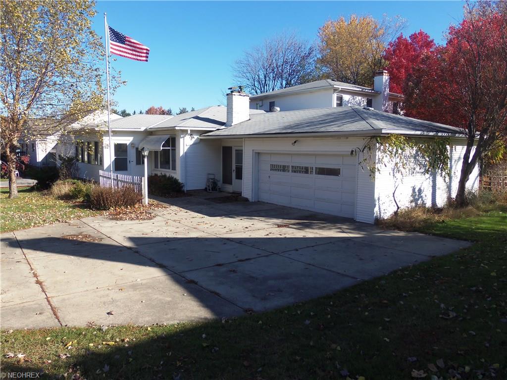 8025 Mccreary Rd, Broadview Heights, OH 44147 photo 2