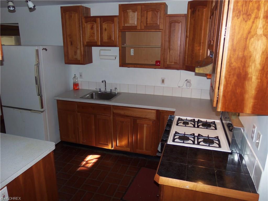 8025 Mccreary Rd, Broadview Heights, OH 44147 photo 9
