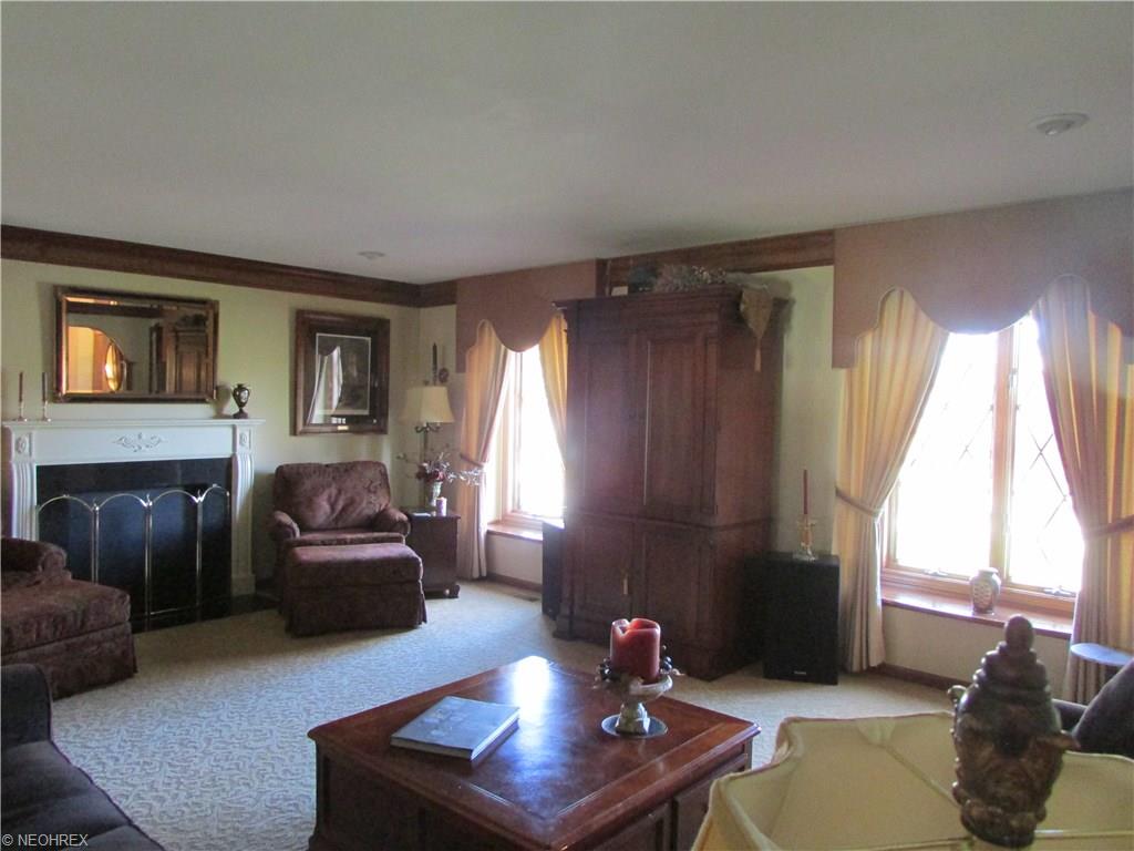6706 Springview Dr, Independence, OH 44131 photo 3