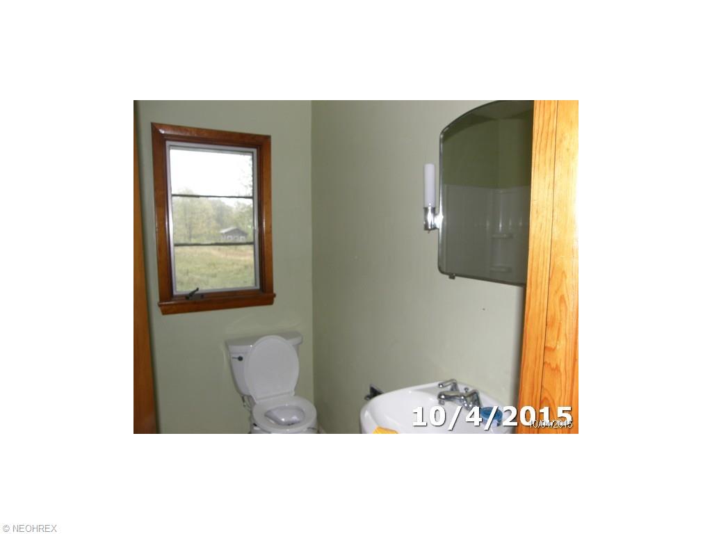3864 State Rd, Ashtabula, OH 44004 photo 9