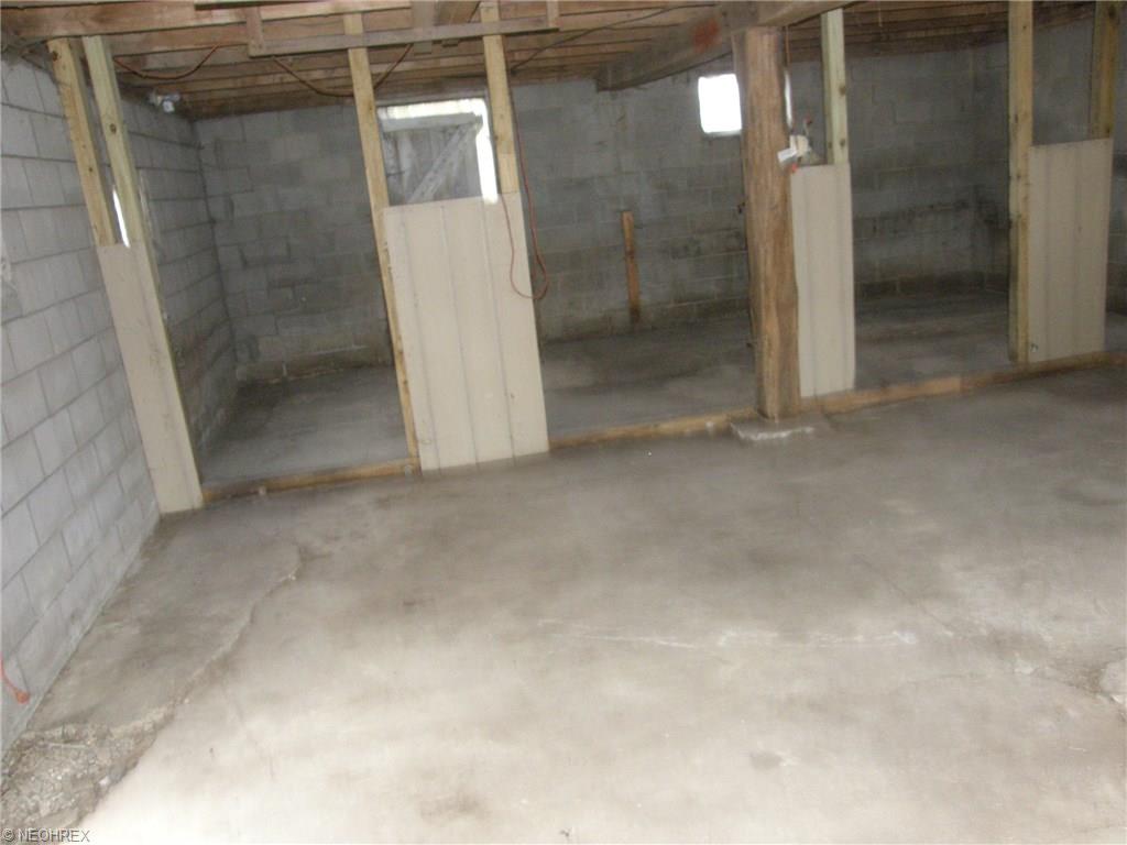 3864 State Rd, Ashtabula, OH 44004 photo 15