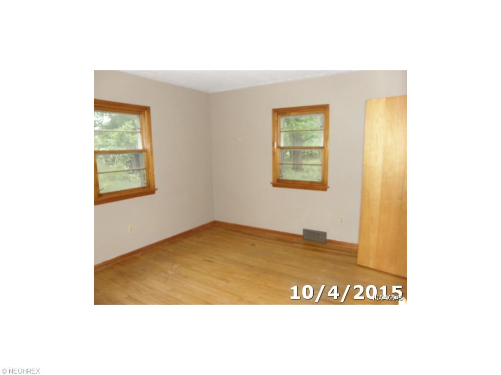 3864 State Rd, Ashtabula, OH 44004 photo 6