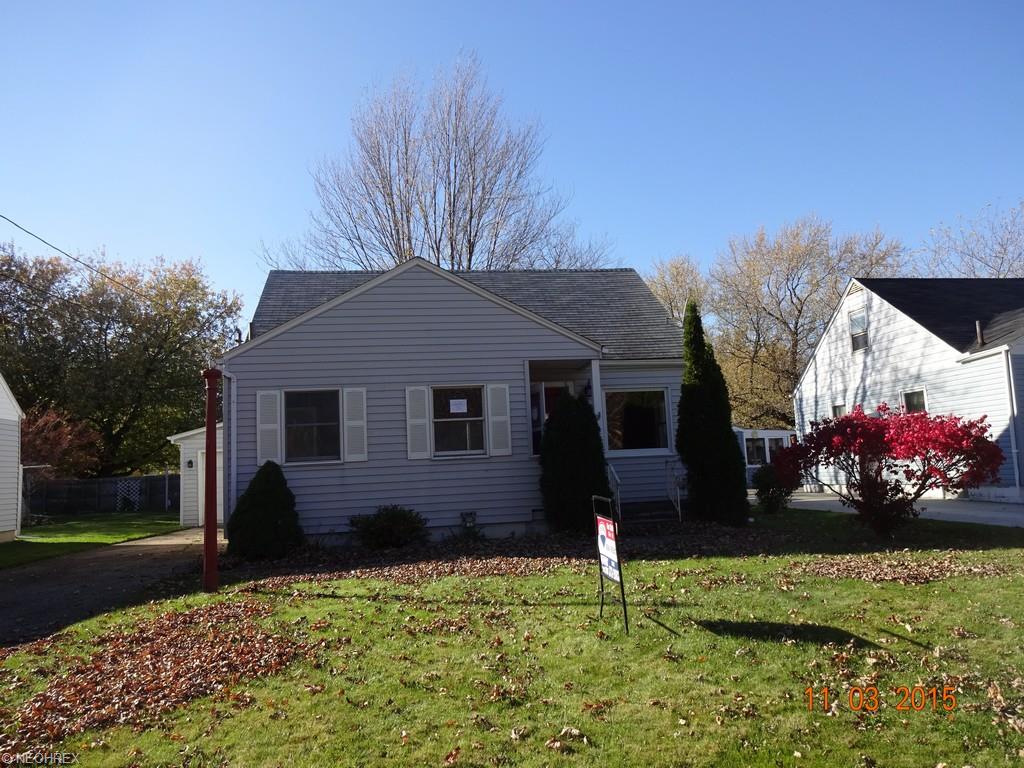 1232 Maple Dr, Lorain, OH 44052 photo 1