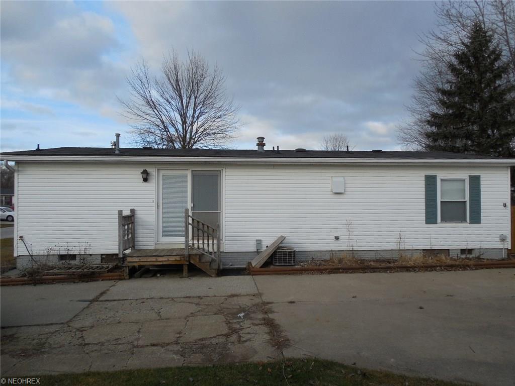478 Stallion Ct, Lagrange, OH 44050 photo 2