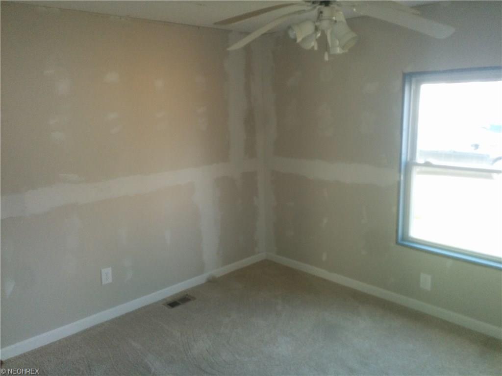 478 Stallion Ct, Lagrange, OH 44050 photo 5