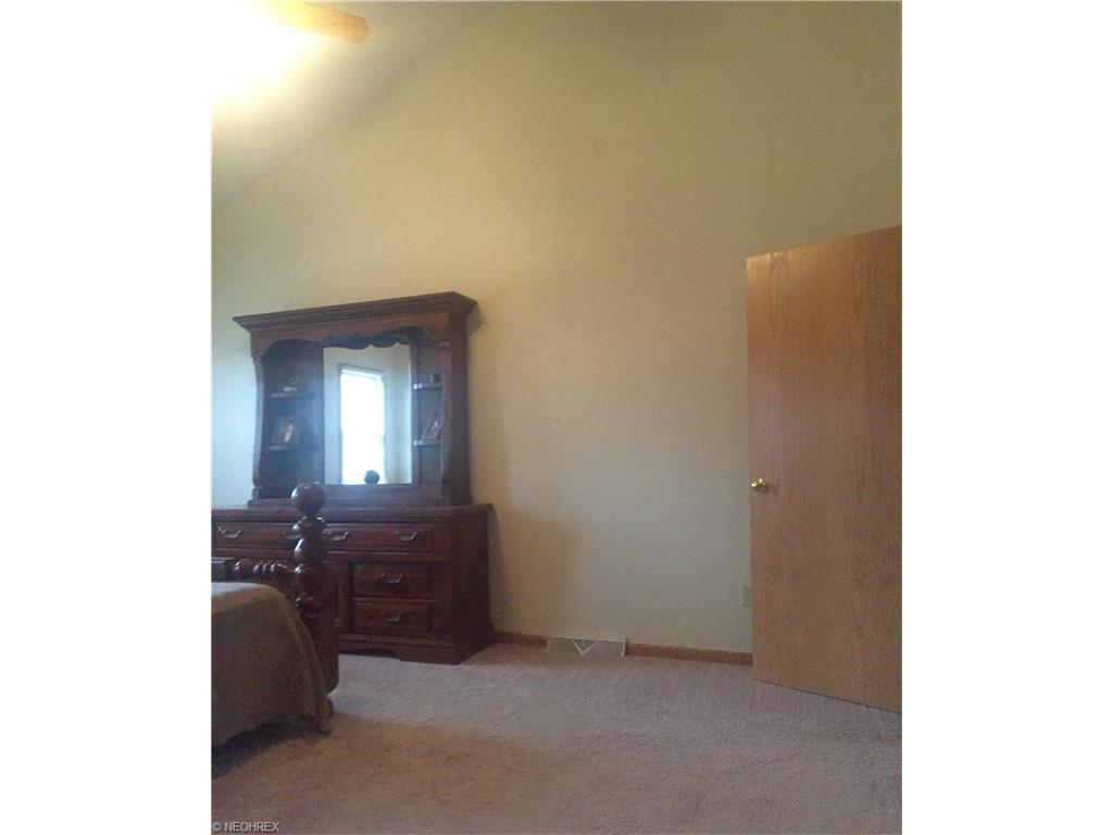 5750 Herbert Rd, Canfield, OH 44406 photo 7